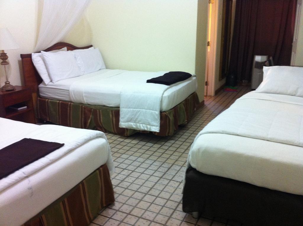 Executive Airport Hotel Εντέμπε Δωμάτιο φωτογραφία