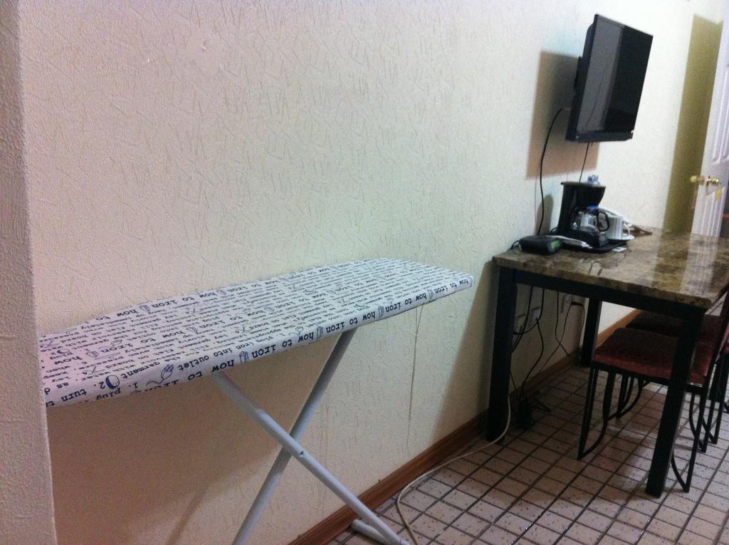 Executive Airport Hotel Εντέμπε Δωμάτιο φωτογραφία