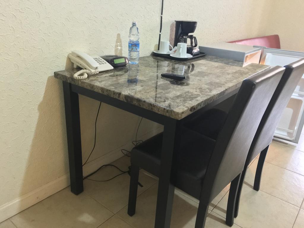 Executive Airport Hotel Εντέμπε Εξωτερικό φωτογραφία