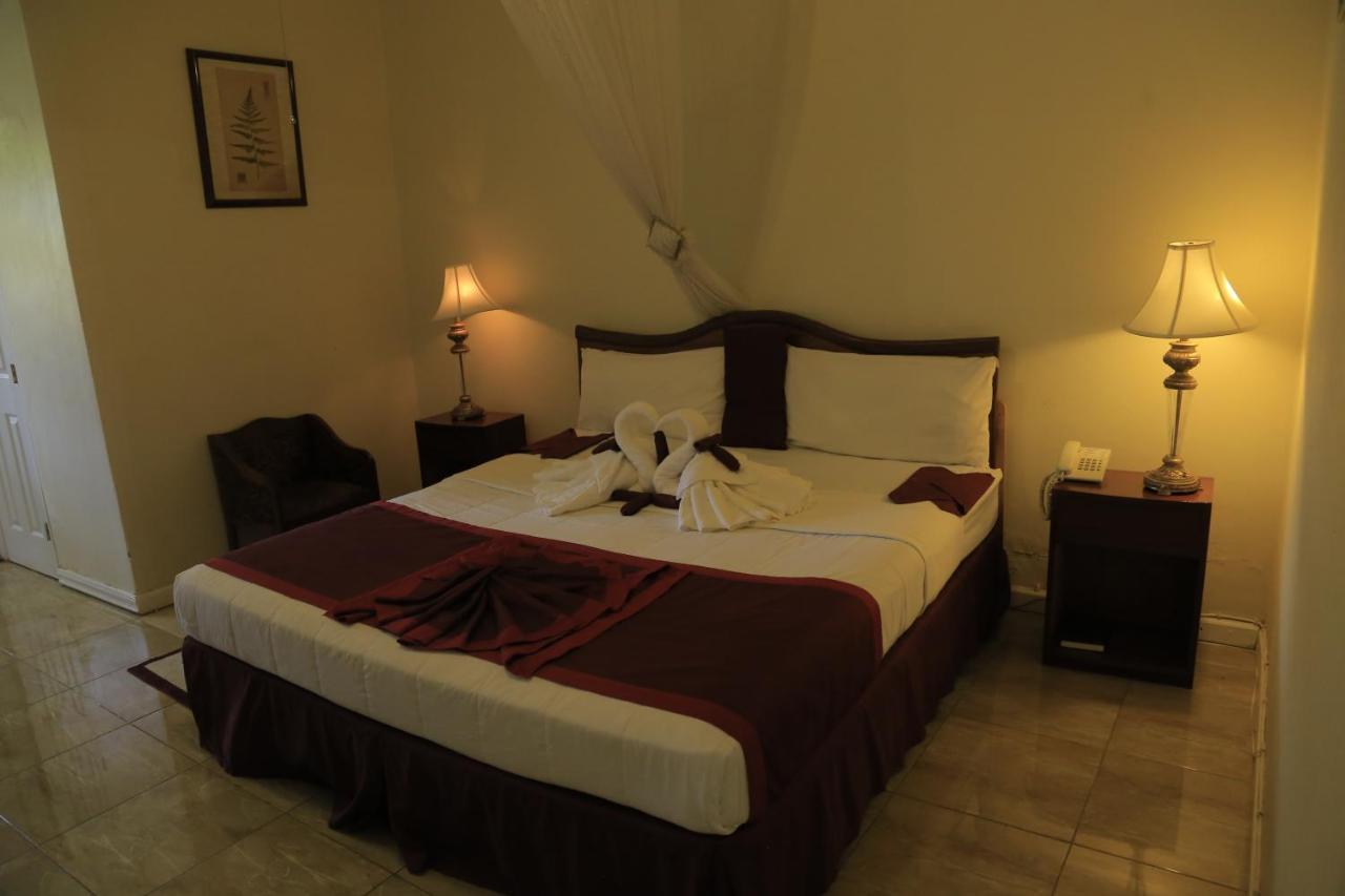 Executive Airport Hotel Εντέμπε Εξωτερικό φωτογραφία